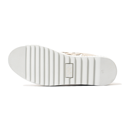 City Walker Tan Shoes / Sneakers