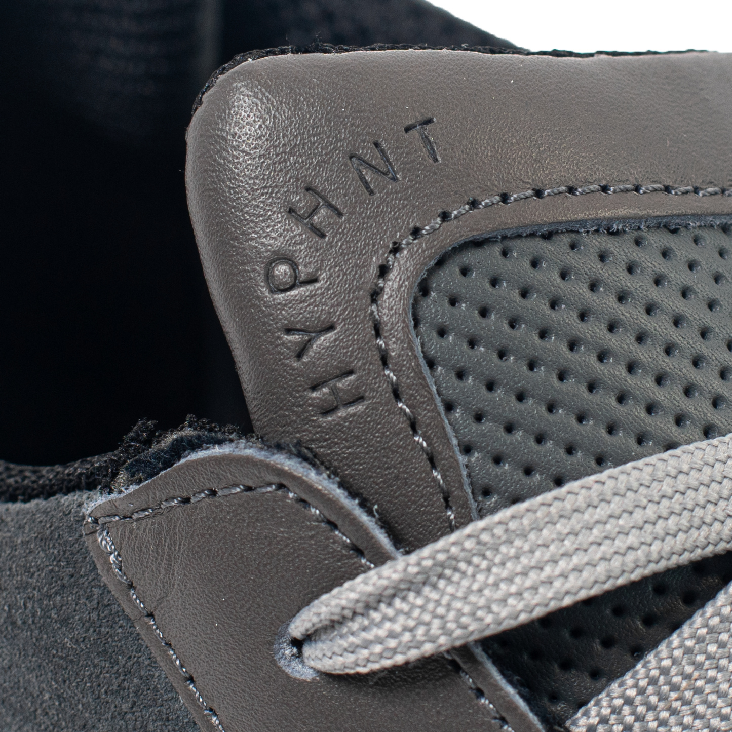 Road Runner Dark Ice Grey Shoe / Sneakers