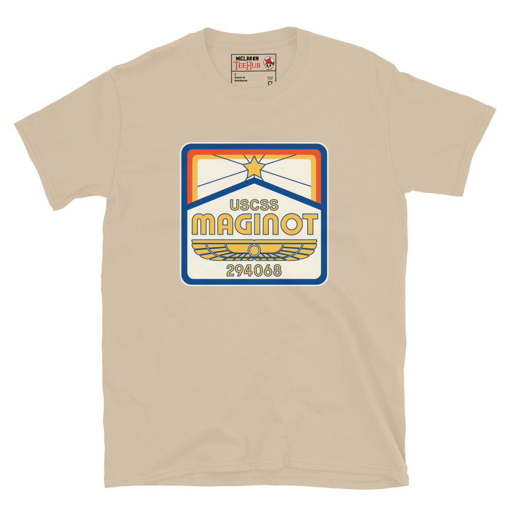 Sand T-shirt with USCSS Maginot retro crew badge design – Aliens Earth inspired sci-fi fashion.